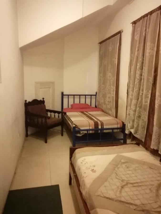 Escocie - Quito Hotel Екстериор снимка