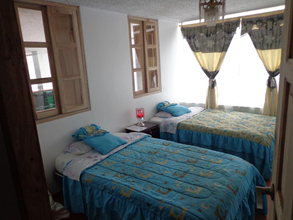 Escocie - Quito Hotel Екстериор снимка