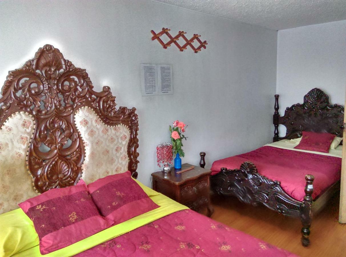 Escocie - Quito Hotel Екстериор снимка