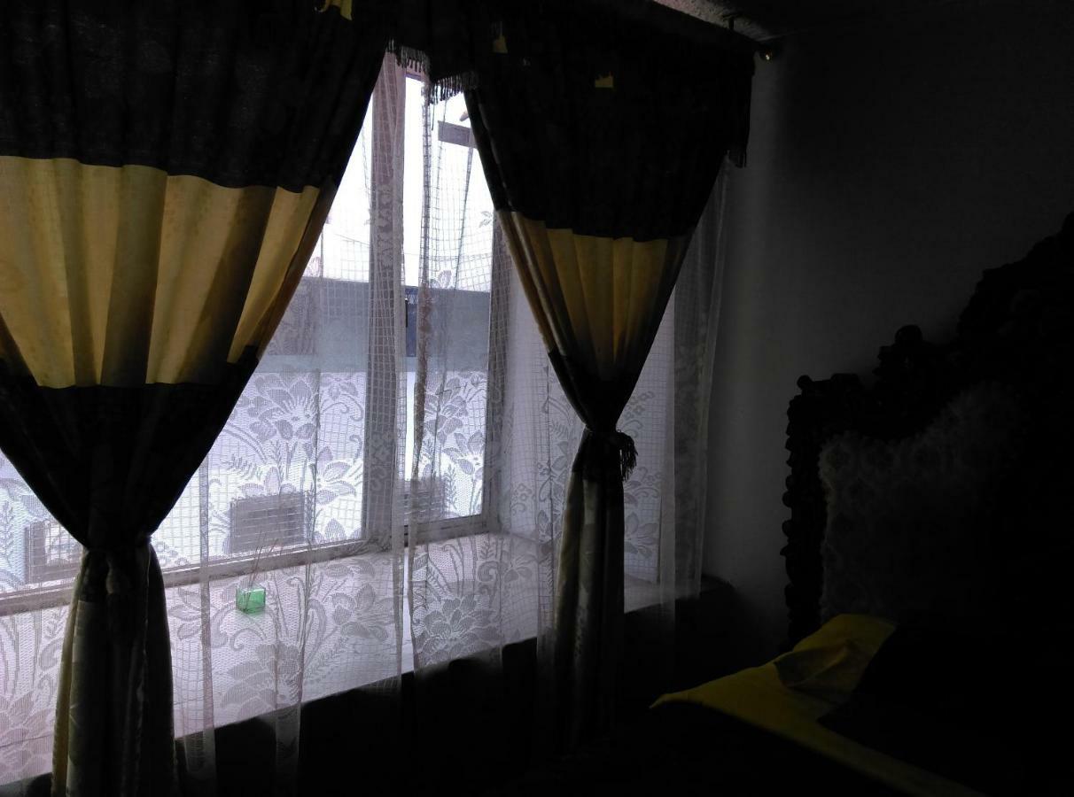 Escocie - Quito Hotel Екстериор снимка