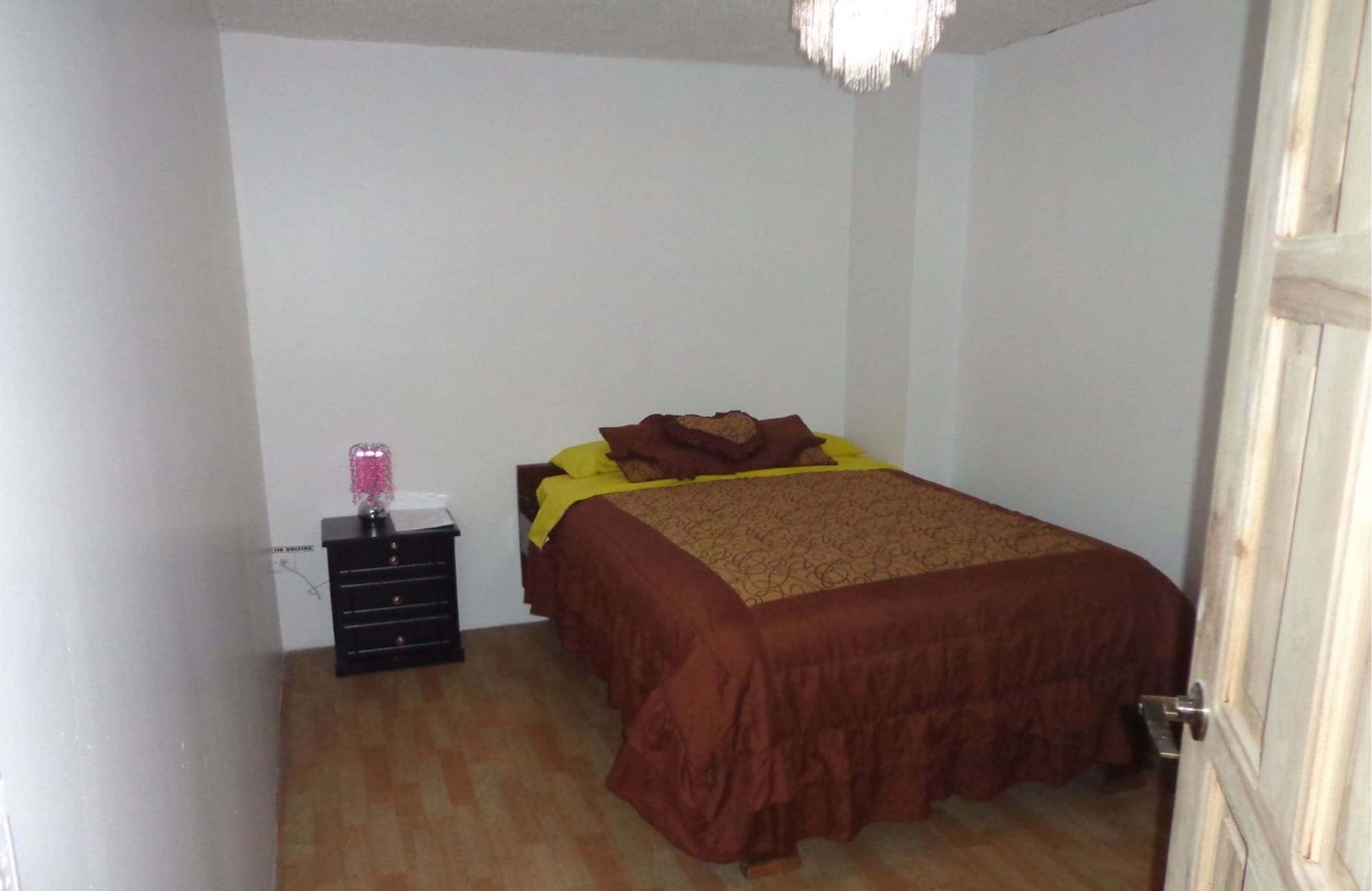 Escocie - Quito Hotel Екстериор снимка